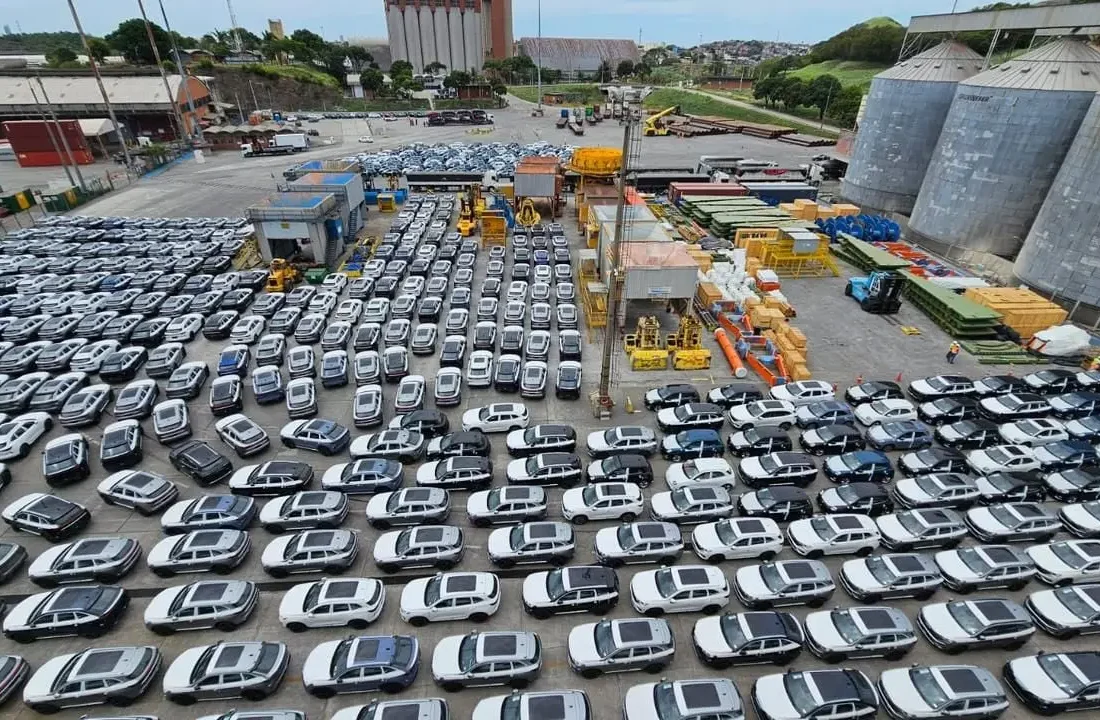 Carros chineses já fazem faltar espaço em portos brasileiros