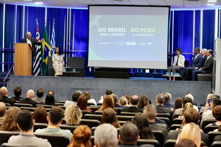 Novo núcleo do PEIEX é lançado por MDIC e ApexBrasil